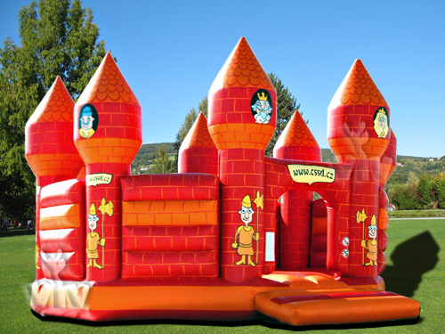 Camelot open-top inflatable bounce